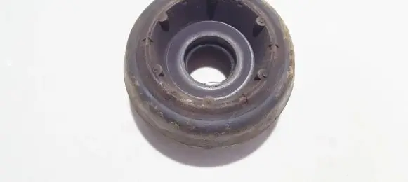 Volkswagen Golf III Coil spring mount 357412331a