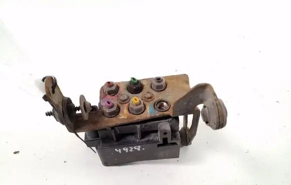 Porsche Panamera (970) Air suspension valve block 053836090