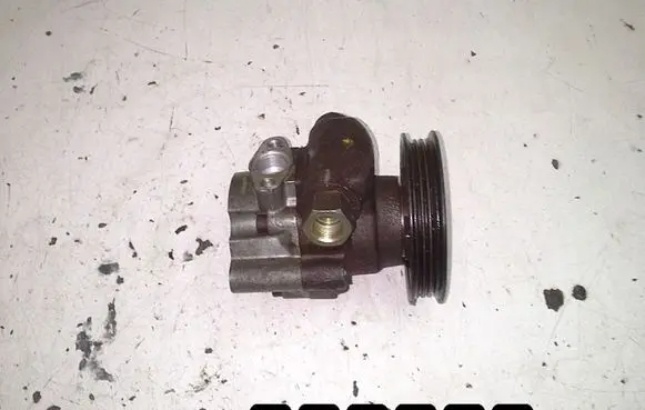 Rover 75 Power steering pump qvb101401