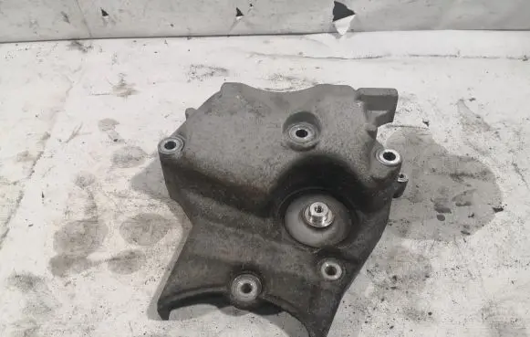 Opel Insignia A Engine mounting bracket 55566020 488702815