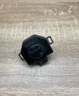 BMW 5 E34 Throttle valve position sensor 0280120311