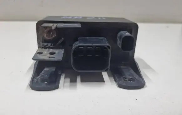 Mercedes-Benz E W211 Glow plug pre-heat relay PA6GF30
