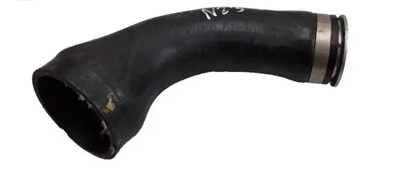 BMW X5 E70 Intercooler hose/pipe 7575408