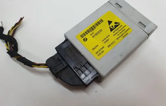 BMW 5 E60 E61 Center console control module 9183233 724581