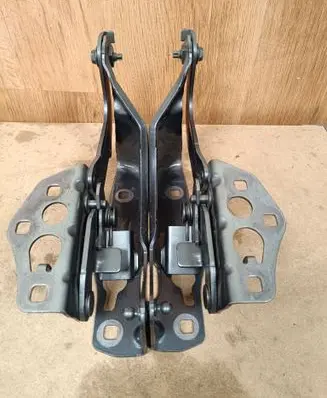 Mercedes-Benz GLC C253 Engine bonnet/hood hinges A2538800128 A2538800228