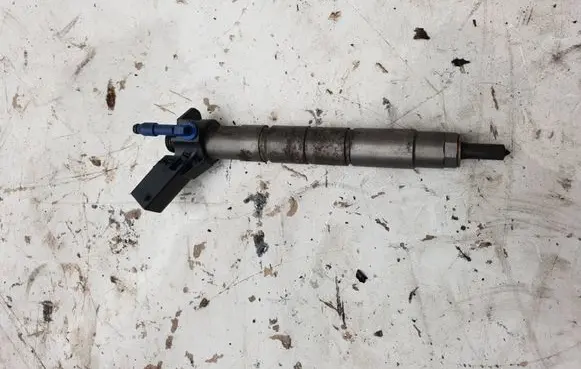 Mercedes-Benz A W177 AMG Fuel injector A6540700187