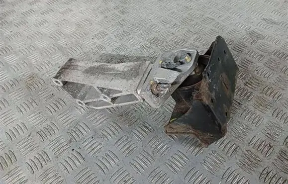 Suzuki Swift II Gearbox mounting bracket 1165168LA0