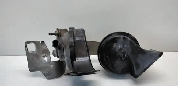 BMW 5 E60 E61 Horn signal 6935709
