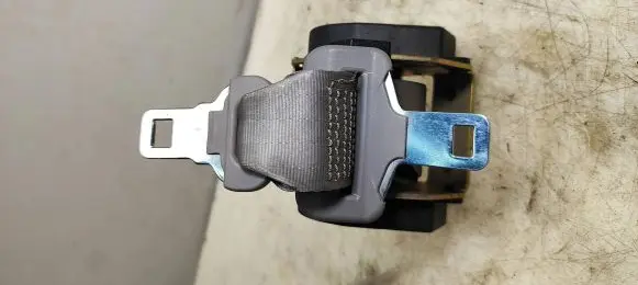 Peugeot 607 Middle seatbelt (rear) 5503407XX 3192031