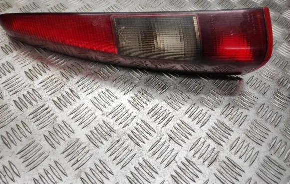 Volvo V70 Rear/tail lights 9169472 9157799