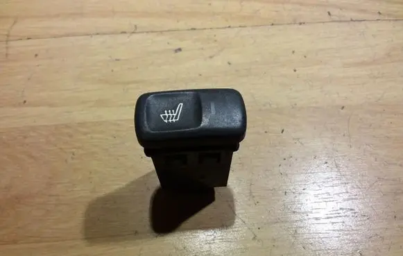 Volvo S40, V40 Seat heating switch 30862855