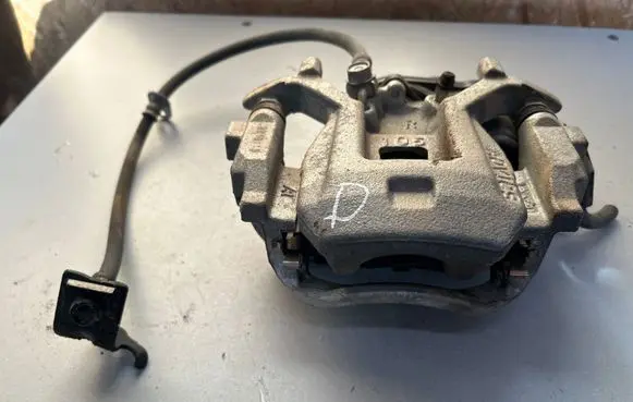 Rear brake caliper