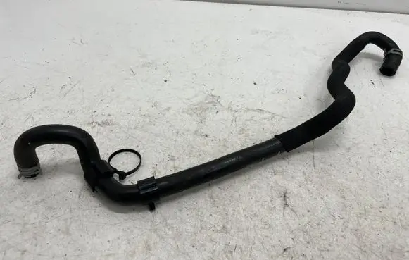 Land Rover Range Rover Sport L494 Engine coolant pipe/hose FPLA8063CB
