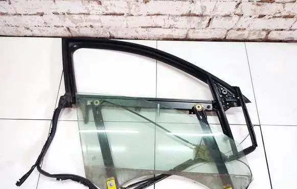 Audi A6 S6 C6 4F Front door window/glass frame 4F0831346 4F0831346C