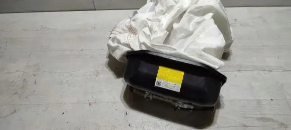 Chevrolet Cruze Passenger airbag 13381059