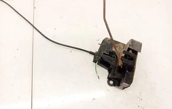 Renault Megane I Front door lock