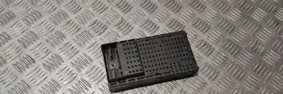 Volvo V70 Fuse module 8645410