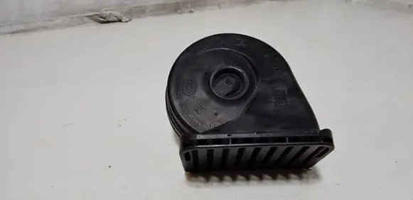 Land Rover Discovery 4 - LR4 Horn signal 9H2213A803AA B34SA1655J14