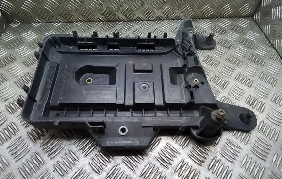 Skoda Yeti (5L) Light switch 1K0915333