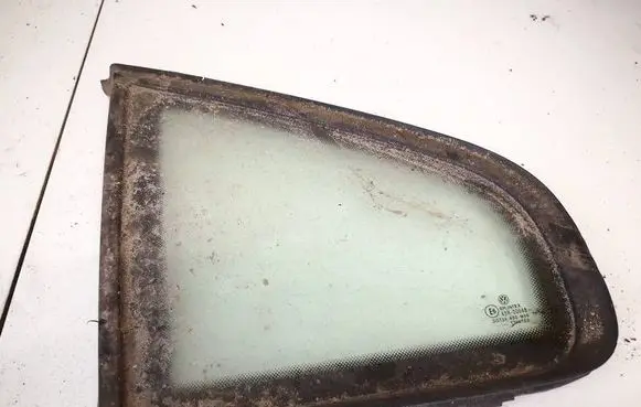 Volkswagen PASSAT B5 Rear side window as2