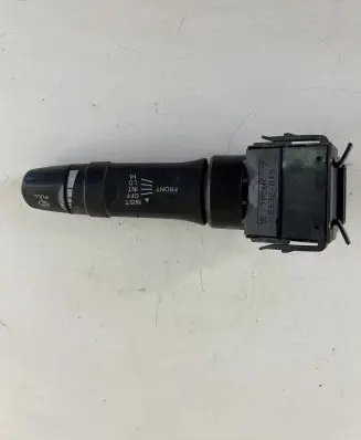 Mitsubishi L200 Wiper switch E532016