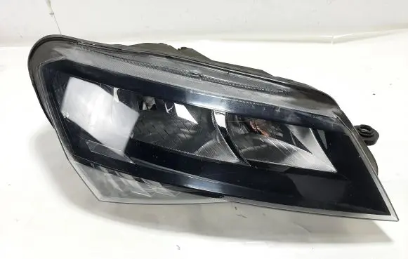 Skoda Superb B8 (3V) Headlight/headlamp 3V2941016
