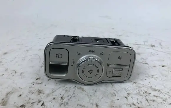 Mercedes-Benz GLE W167 Light switch A1679051201