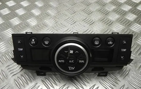Toyota Verso Climate control unit 559000F121