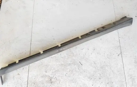 Mitsubishi Carisma Sill mb944768