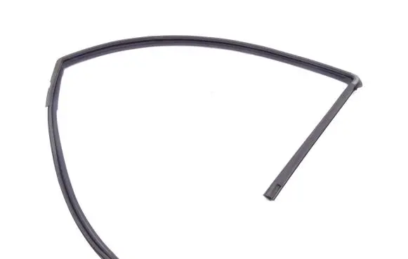 Nissan Note (E11) Rubber seal front door window/glass 