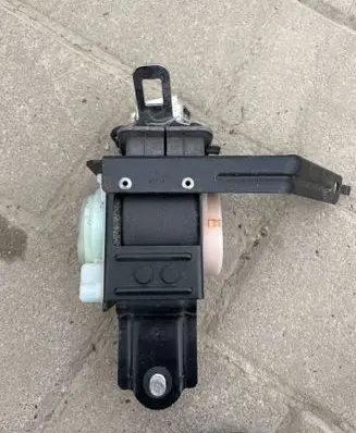 Honda CR-V Front seatbelt TJ132Z7E