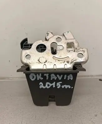 Skoda Octavia Mk3 (5E) Tailgate/trunk/boot lock/catch/latch 5E0827505 1346212700