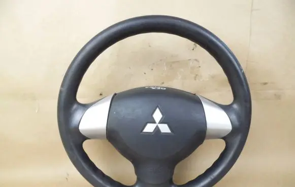 Mitsubishi Colt CZ3 Steering wheel 