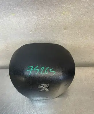 Peugeot 2008 I Trunk lid opening control unit 