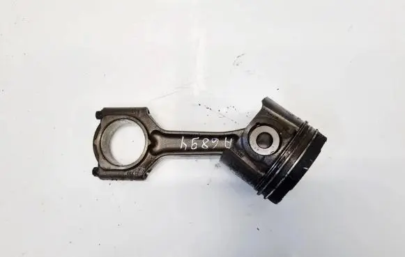 Opel Omega B2 Piston with connecting rod