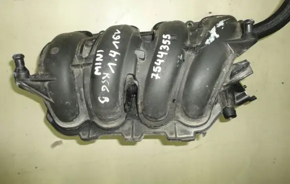Mini One - Cooper Coupe R56 Intake manifold 7544355