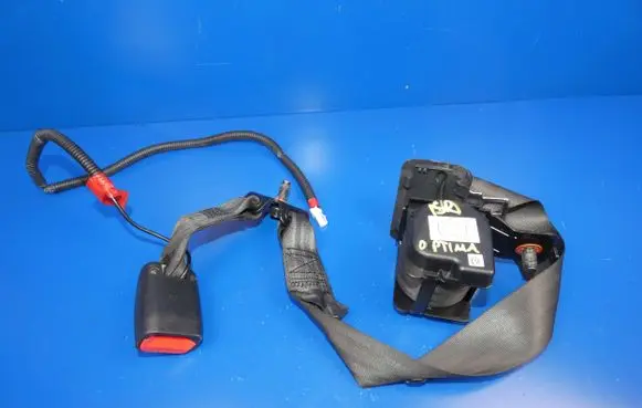 KIA Optima Middle seatbelt (rear) 