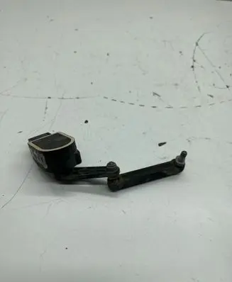 BMW 7 F01 F02 F03 F04 Rear air suspension level height sensor 6784075 310112 25916010