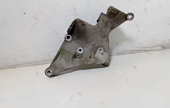 Jaguar XF X250 Engine mounting bracket 9X233K738BA