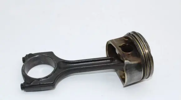 Peugeot RCZ Piston 5FVEP6CDT
