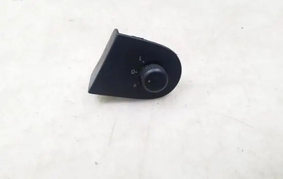 Volkswagen Sharan Wing mirror switch
