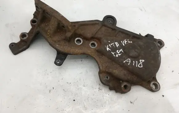 Toyota Avensis T220 other engine part NOCODE