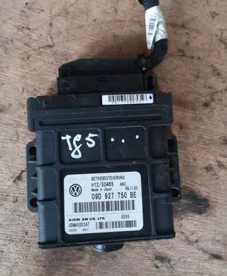 Volkswagen Touareg I Gearbox control unit/module 09D927750BE