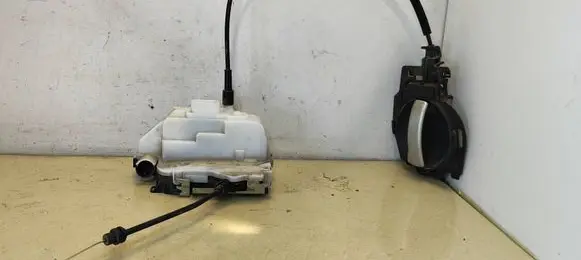 Citroen C3 Front door lock 46983286 260608