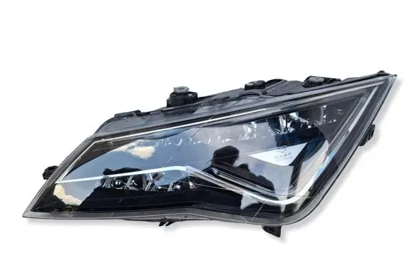 Seat Leon IV Headlight/headlamp 5F1941007K