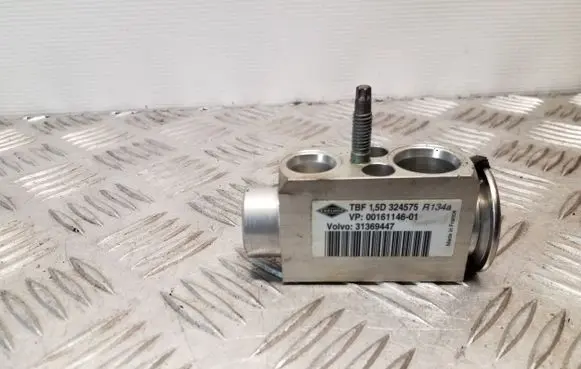 Volvo V40 Air conditioning (A/C) expansion valve 31369447