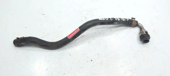 Volkswagen PASSAT B8 Fuel line pipe