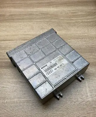 Audi A4 S4 B5 8D Engine control unit/module ECU 8D0907557H 0261203940