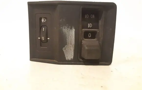 Fog light switch