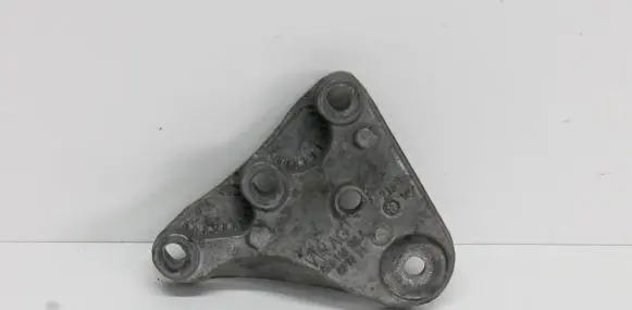 Audi A1 Engine mounting bracket 6R0199185A